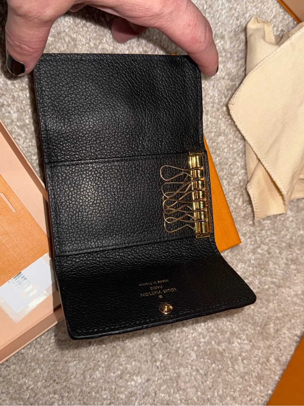 Louis Vuitton 6 key holder